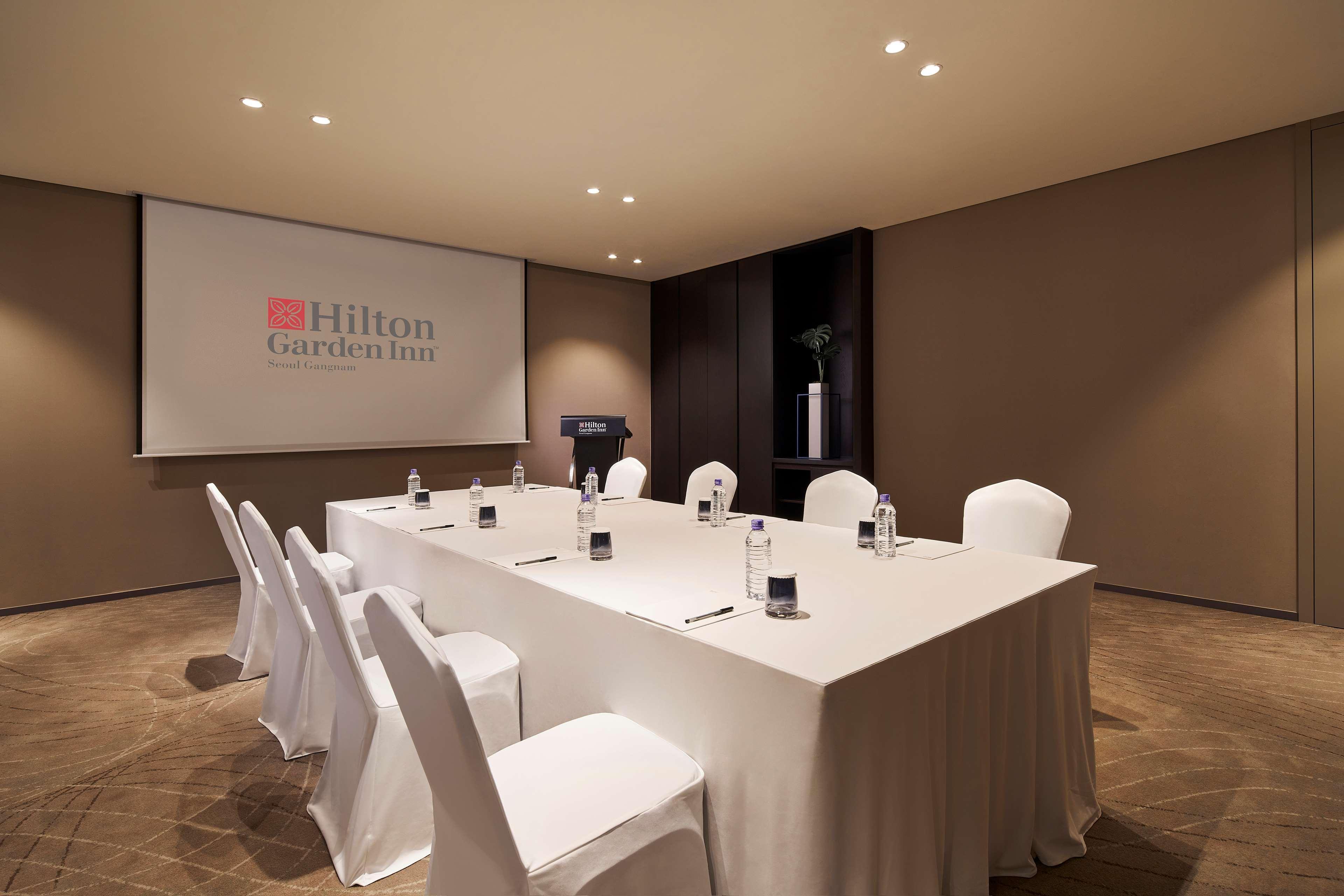 Hilton Garden Inn Seoul Gangnam Exterior foto