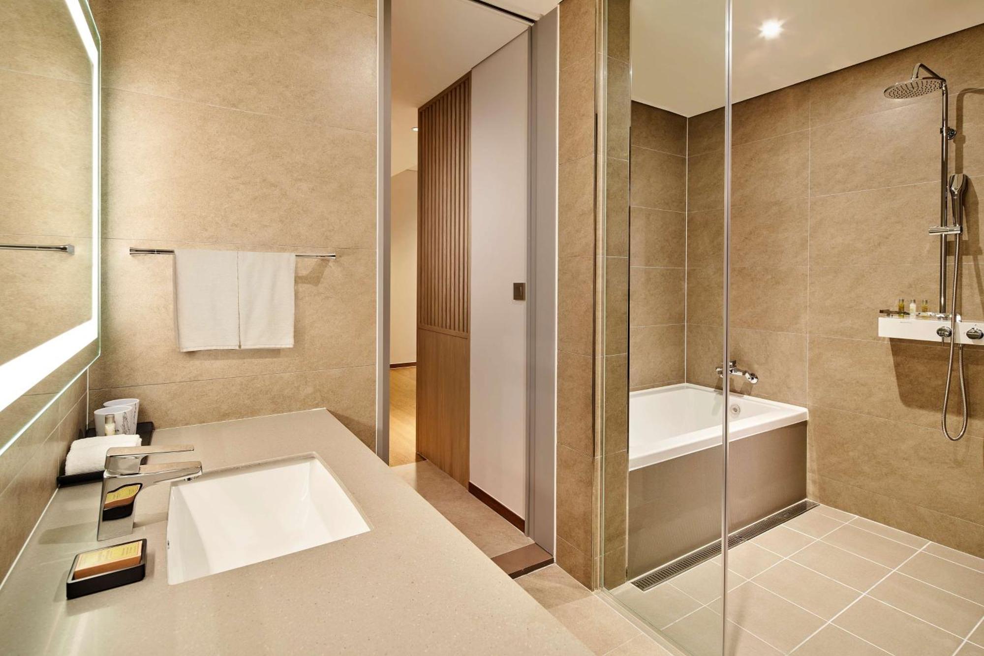 Hilton Garden Inn Seoul Gangnam Exterior foto